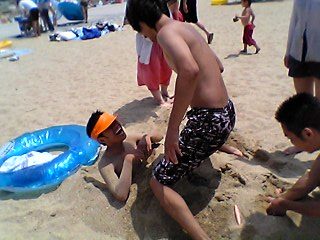 040808_09.jpg(23576 byte)